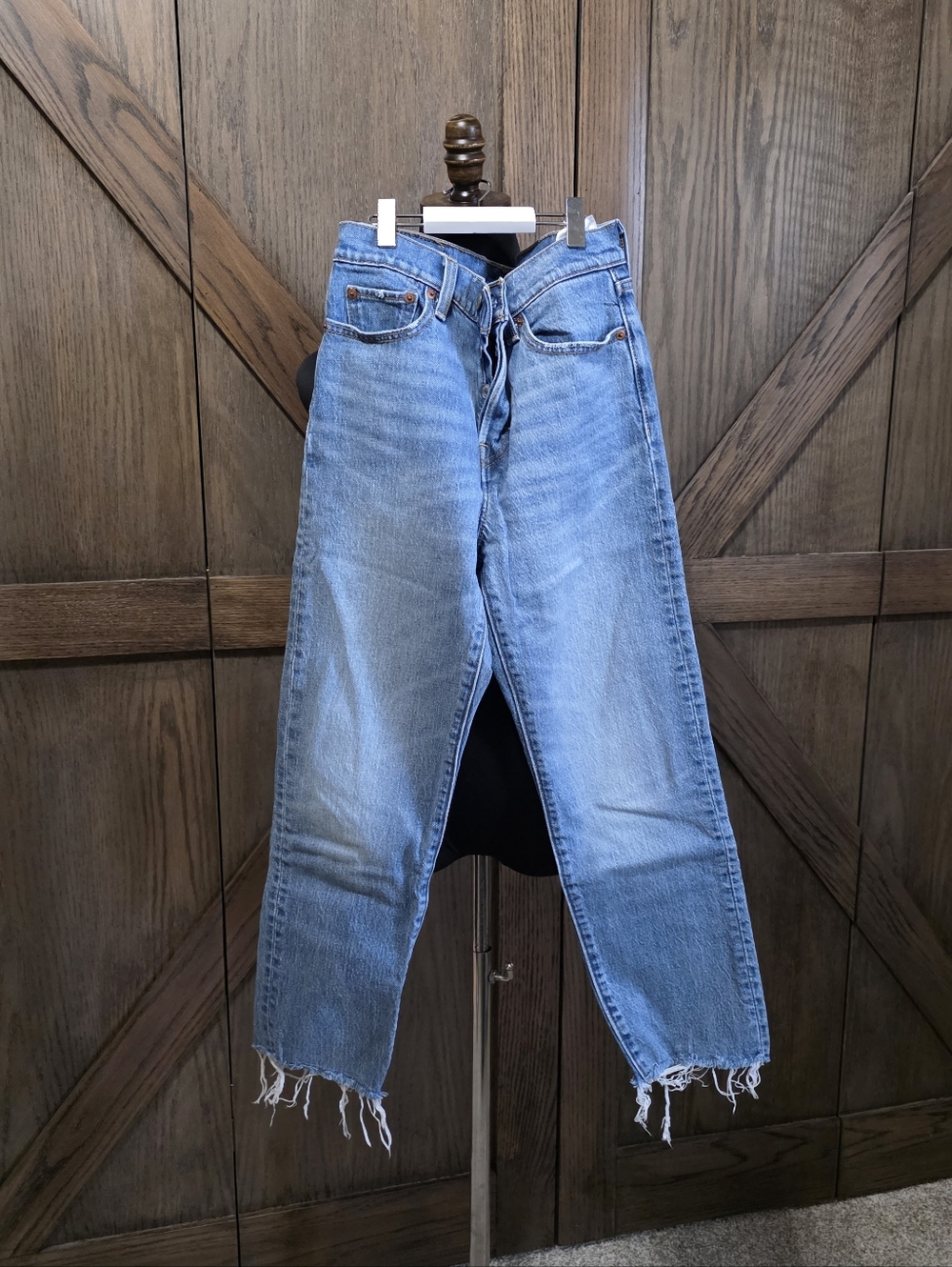 Levi's Light Blue Straight Leg Jeans - Picture 1 of 4